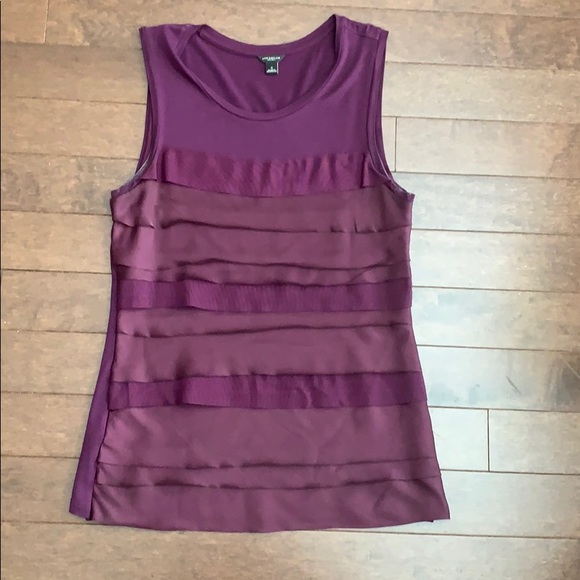 Ann Taylor Tops - Sleeveless Ann Taylor Top